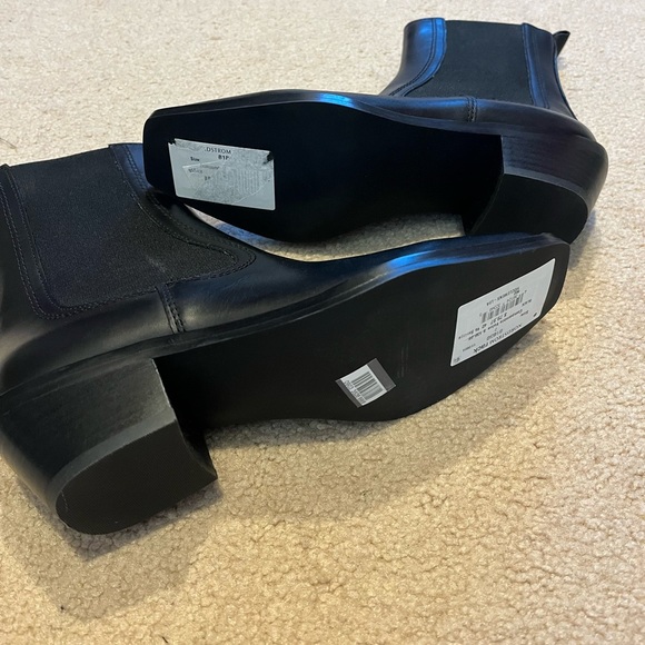 Nordstrom black leather boots new 7 - Picture 2 of 5